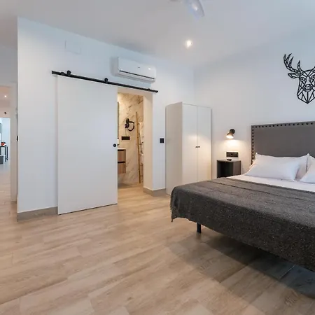 Guest house La Del Teatro H Boutique Parking Gratis