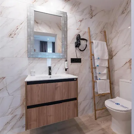 Pensionat La Del Teatro H Boutique Parking Gratis 4*