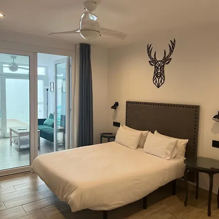 Πανσιόν La Del Teatro H Boutique Parking Gratis 4*