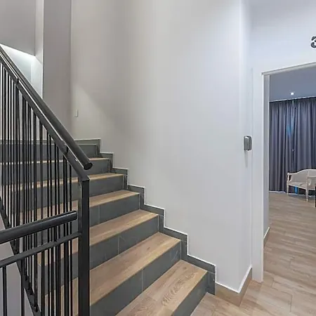 Guest house La Del Teatro H Boutique Parking Gratis