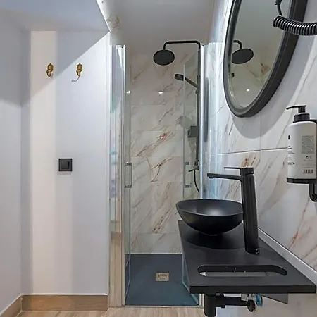 Guest house La Del Teatro H Boutique Parking Gratis