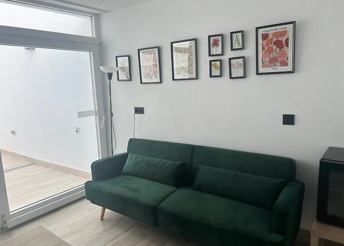 La Del Teatro H Boutique Parking Gratis بيت ضيافة